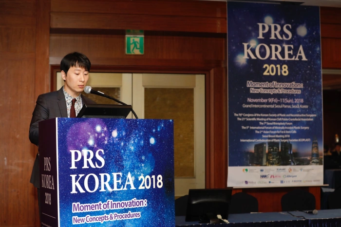 Facelift surgeon in Korea